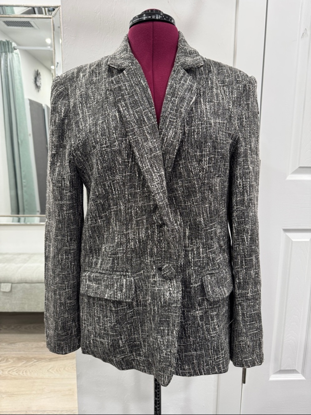 JLUXLABEL Black & White Textured Notch Collar Blazer